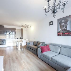 Apartmate Spacious Apartment With Balcony Oldtown For 6 People